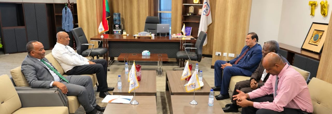 الشركة التعاونية للتأمين تستقبل وفد إدارة بنك العمال الوطني ببرجها الرئيسي بالمقرن